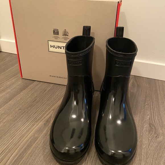 Hunter Shoes - Hunter Refined Low Heel Biker Boots Gloss Duo